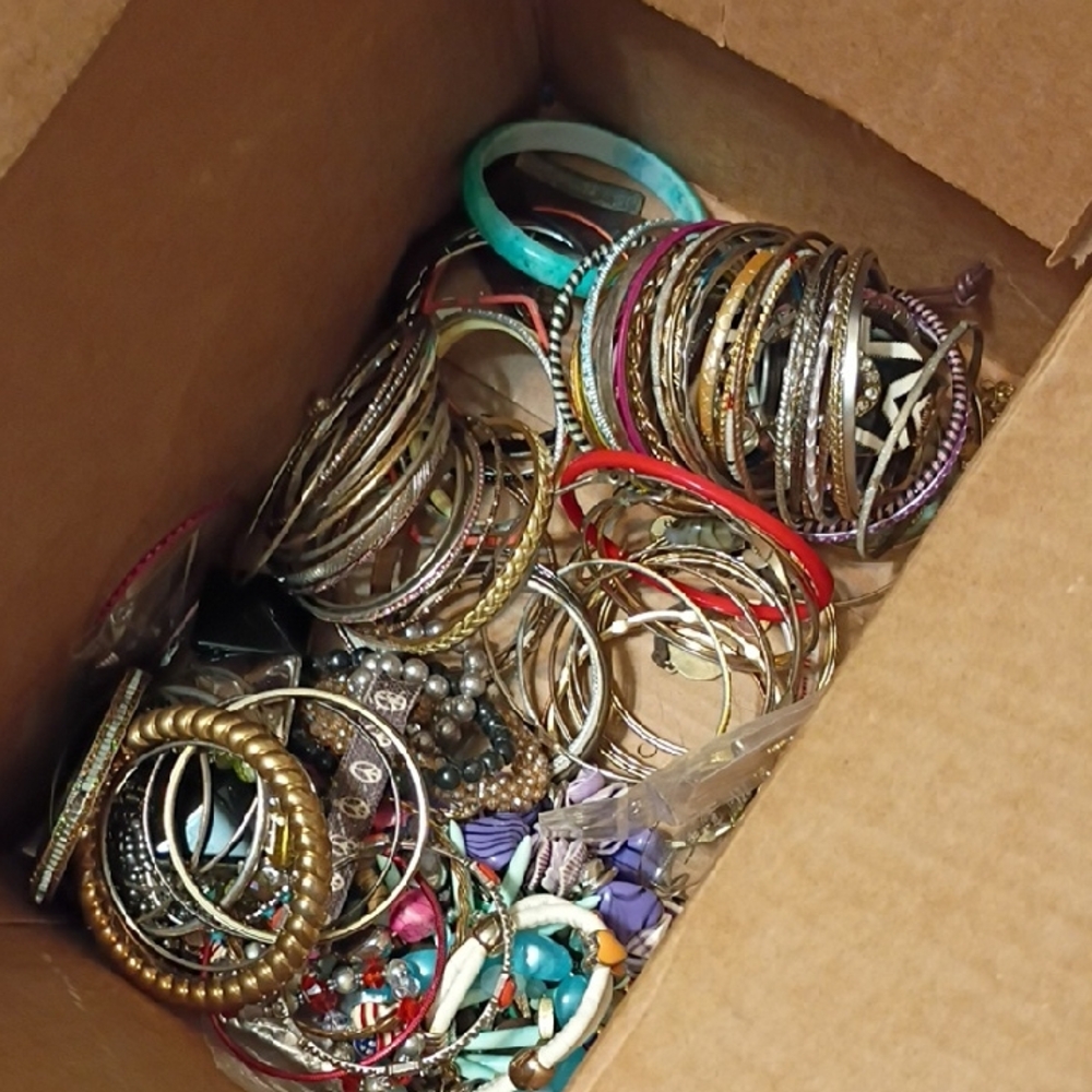 Source Unknown Multicolor Bracelet Collection - image 1